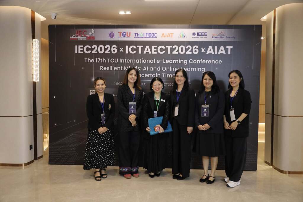 mooc-award- (3).jpg